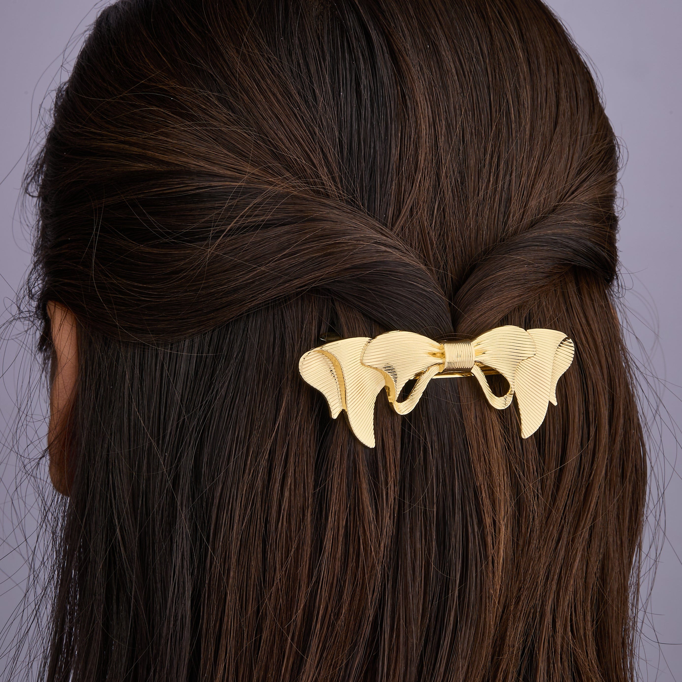 Ethereal Glow Hair Clip
