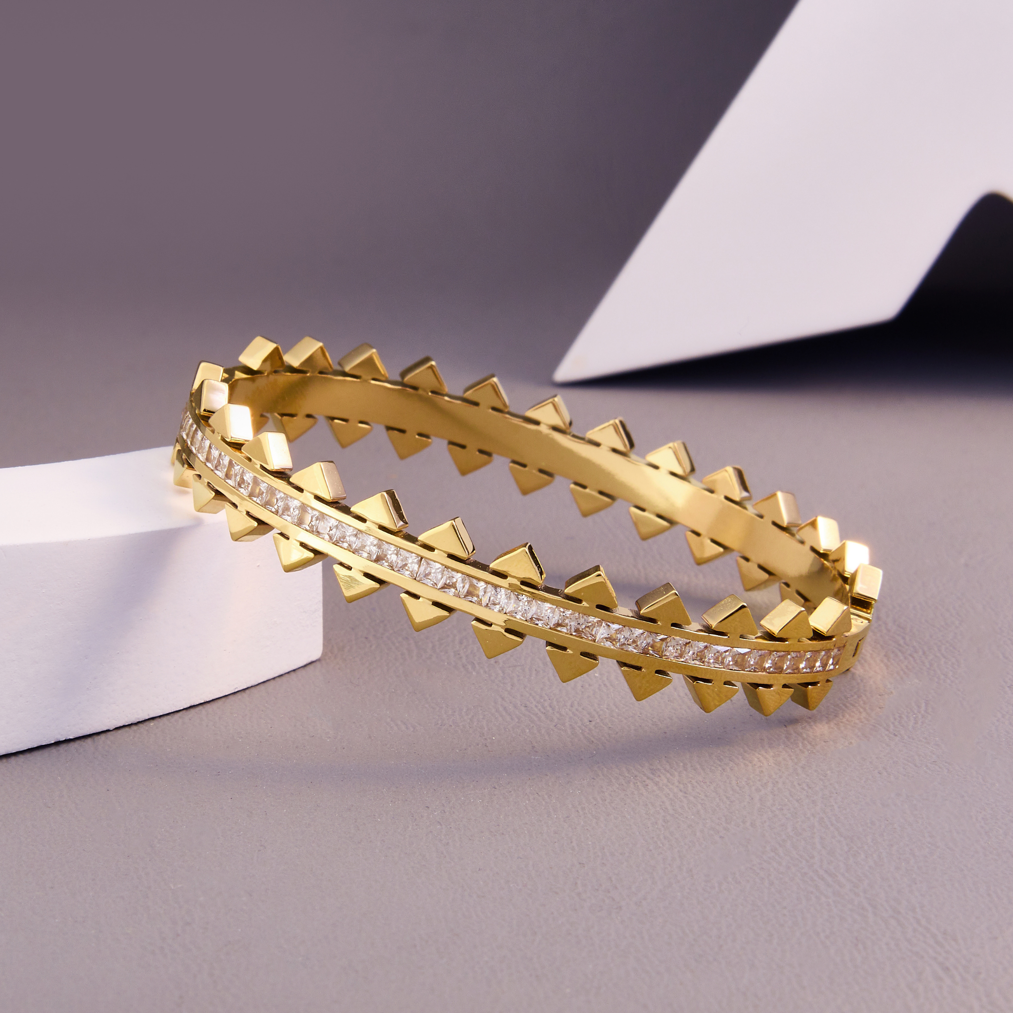 Arrow Head Stone Bracelet