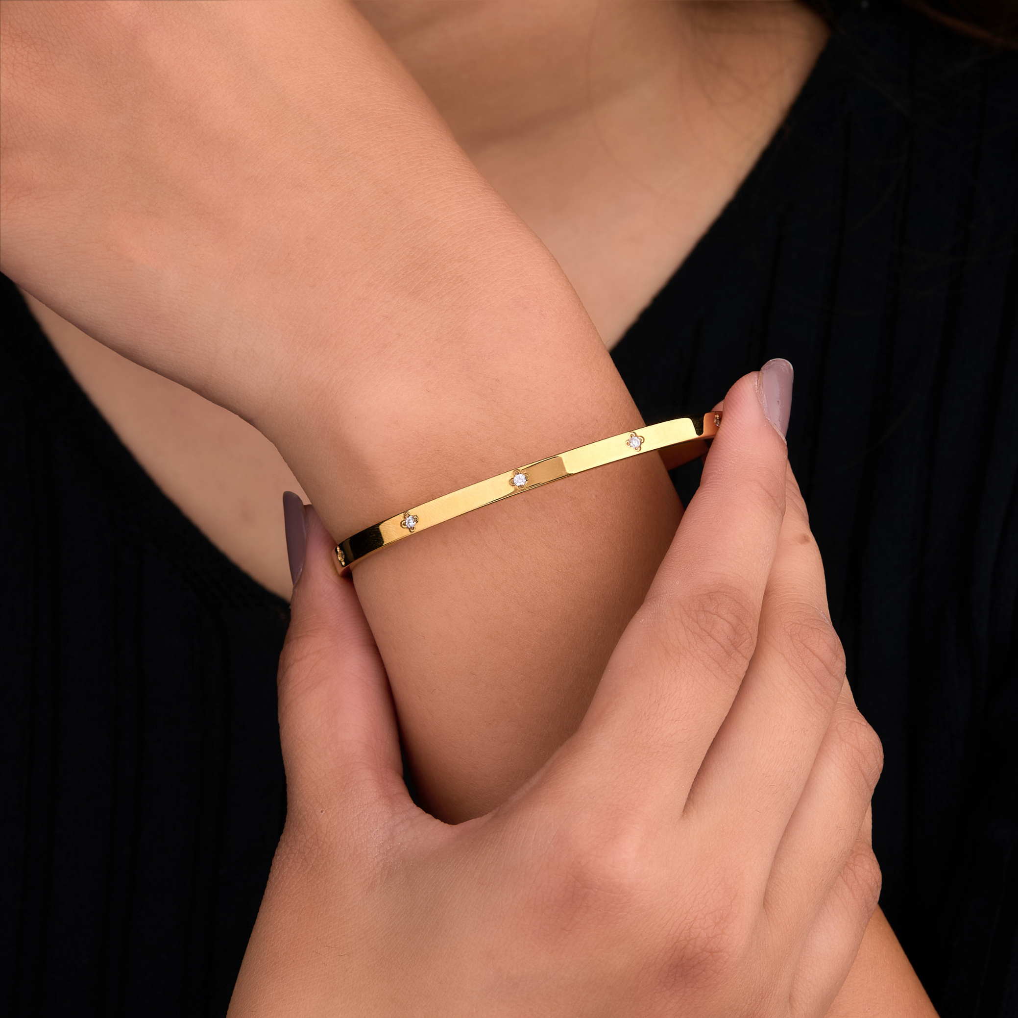 Clover Bangle Bracelet