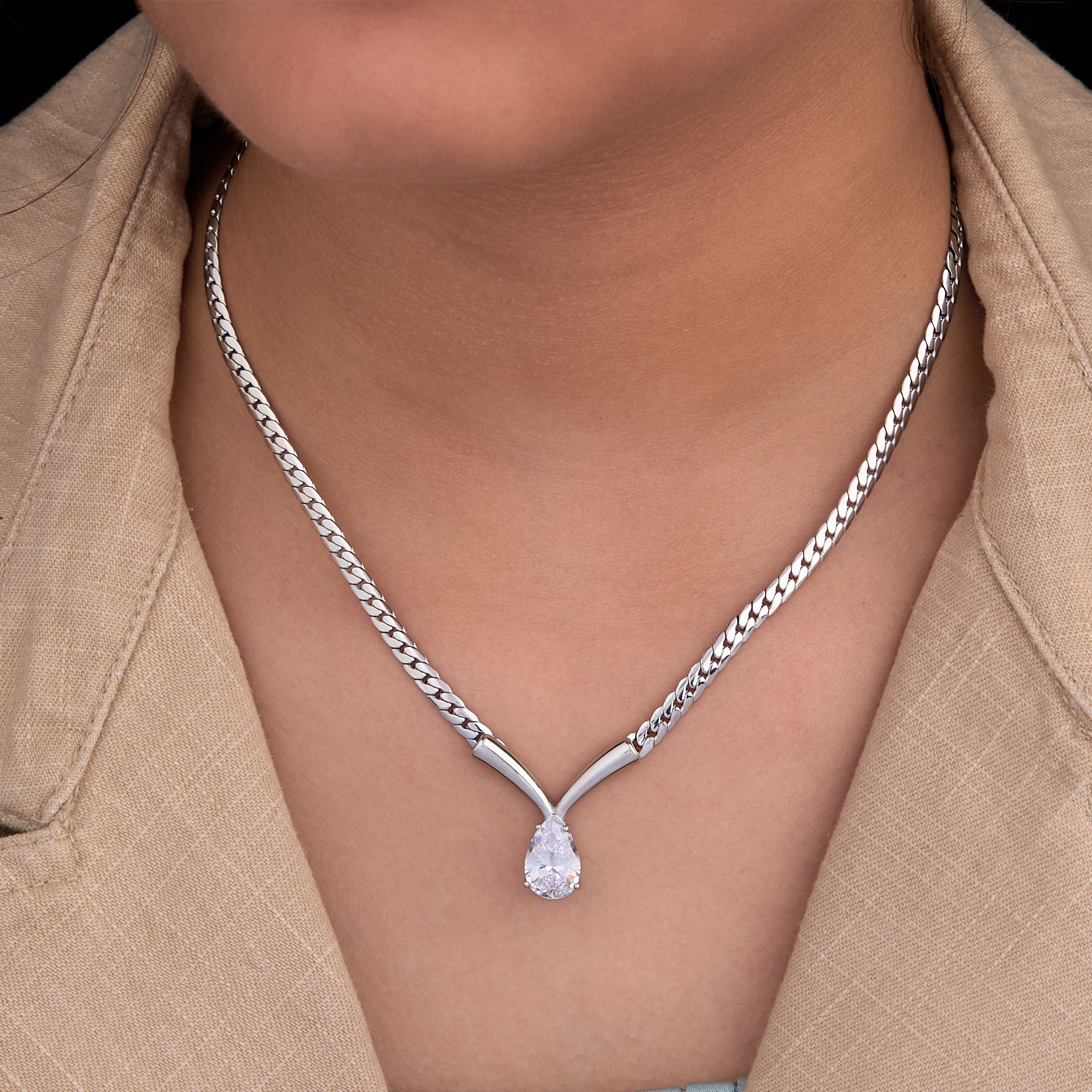 Silver Teardrop Pendant Necklace