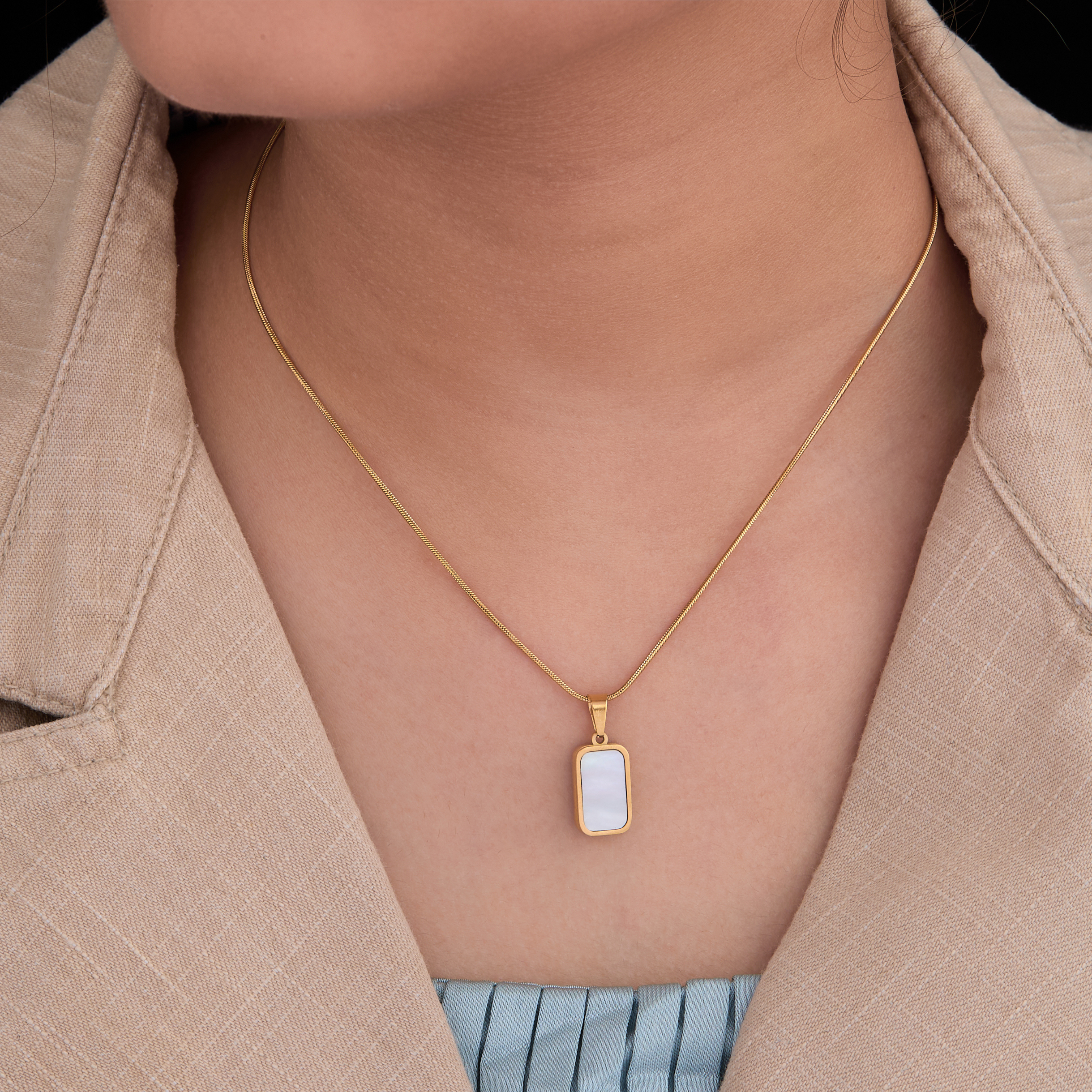 Reversible Golden Necklace