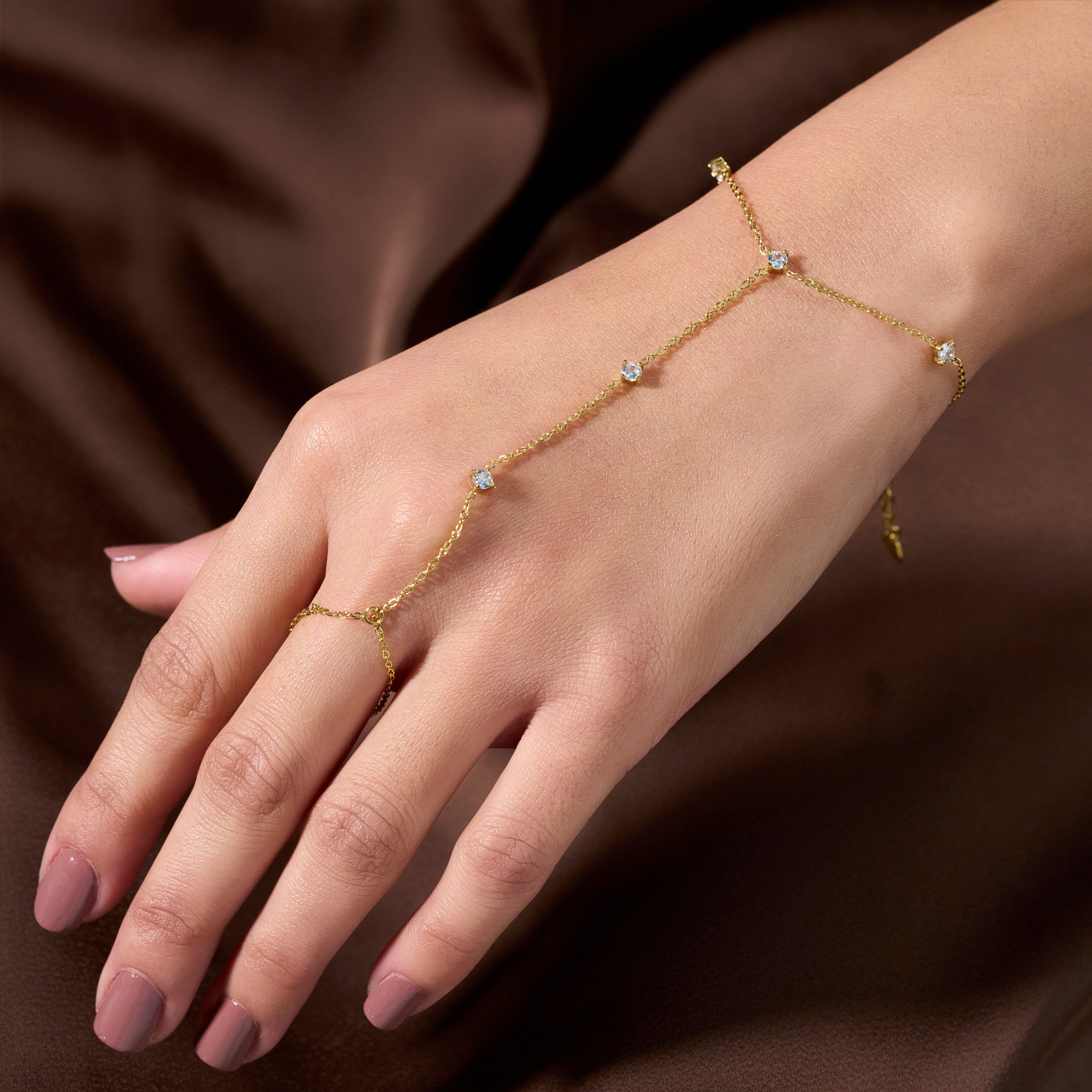 Dazzle Gold Ring Chain Bracelet
